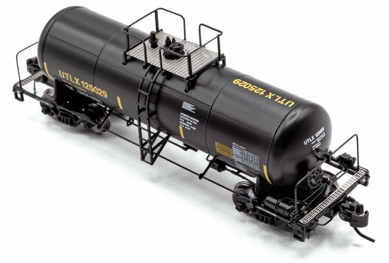 N Scale Genesis Tank Car Arrives from Athearn